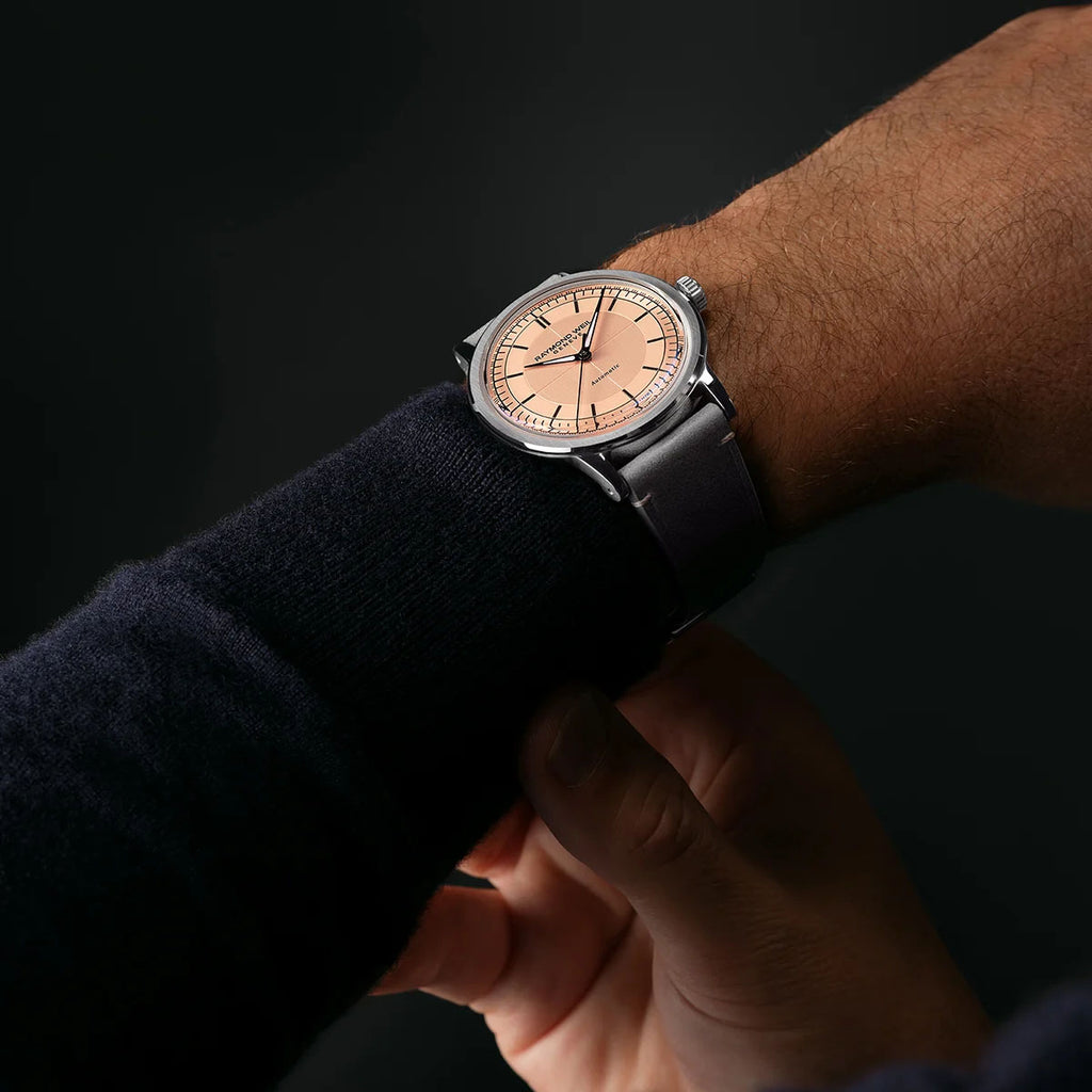 Millesime Central Seconds, 39mm, Salmon dial