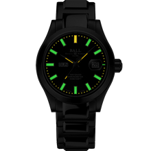 Load image into Gallery viewer, Engineer III Marvelight Chronometer Day Date