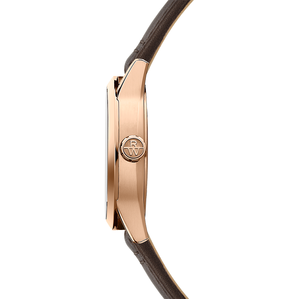 Freelancer, 40mm, Cream Dial
